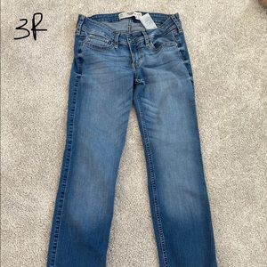 Hollister medium wash jeans